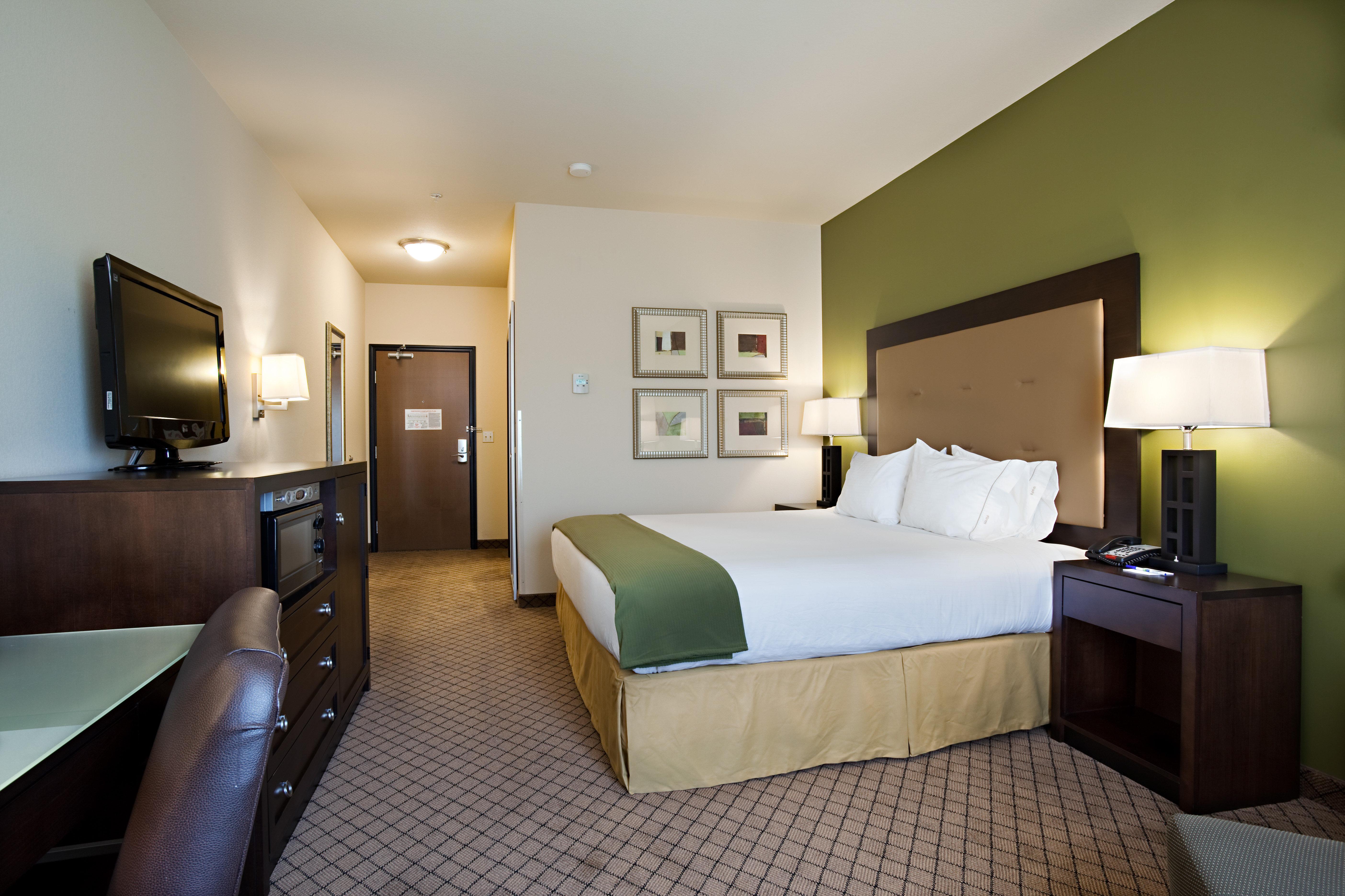 Hotel Express & - Rifle By Ihg 3*