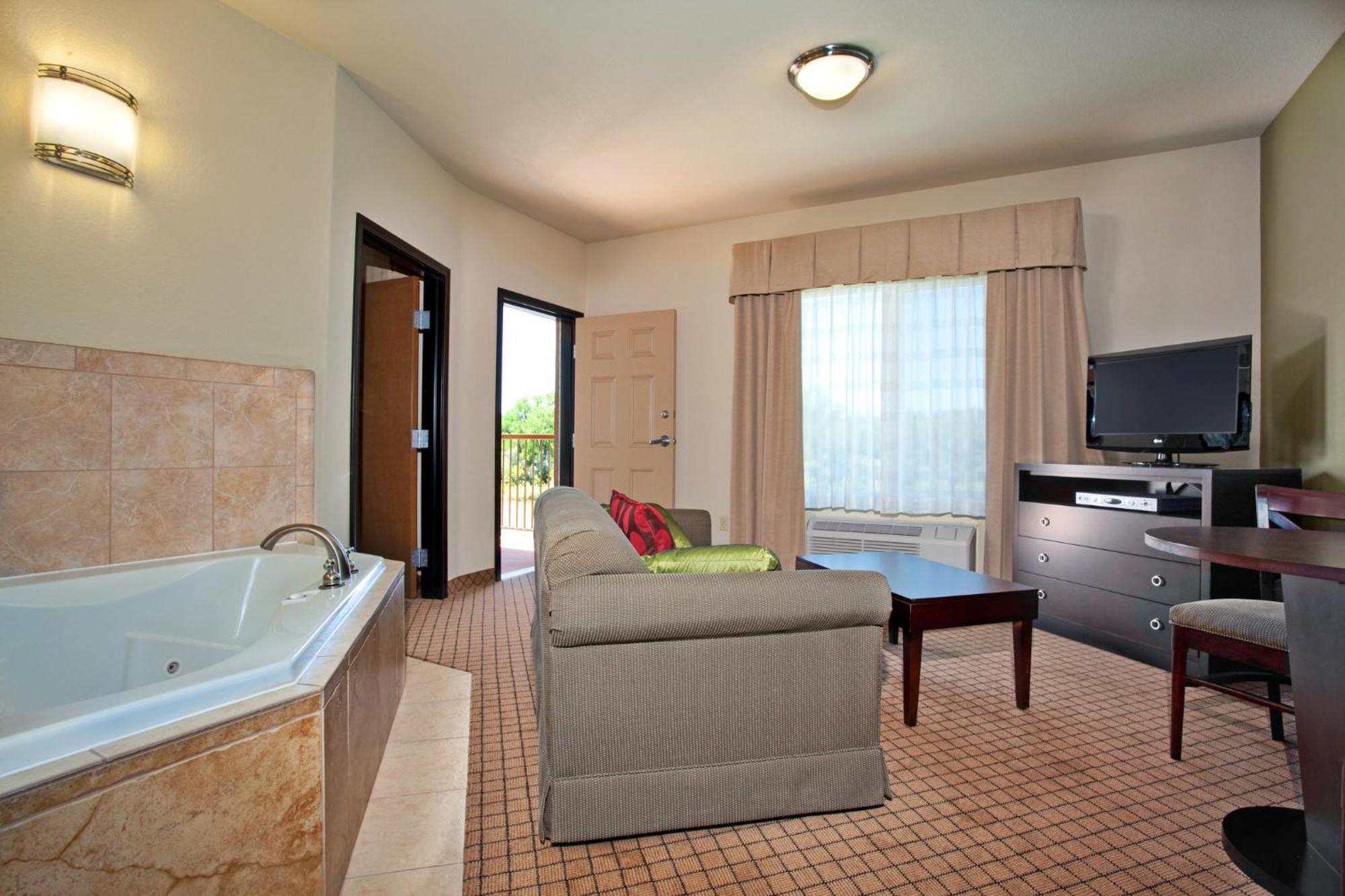 Hotel Express & - Rifle By Ihg Silt